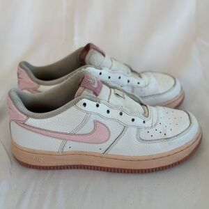 Nike Pink White Air Force 1 Kids‎ Size 5.5 Youth